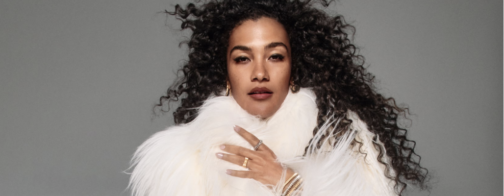 Soul, Sunshine & Mumbai Dreams: Olivia Dean Is Headlining Lollapalooza India 2027!